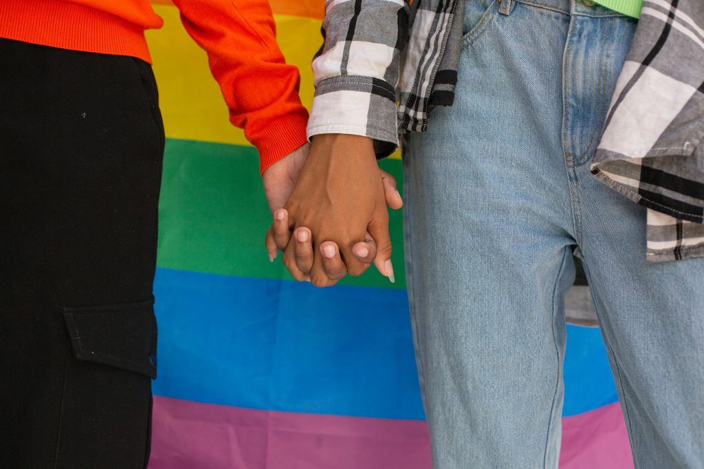 El cansancio de explicarse: una carga que muchas personas LGTBIQA+ conocen